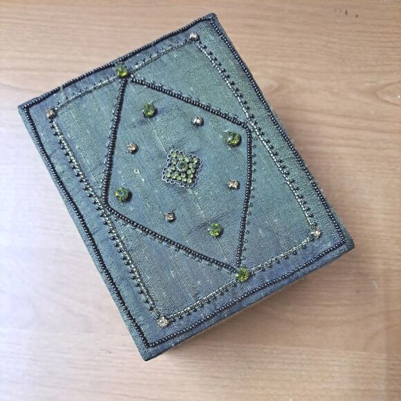 Jewelry Box Treasure Chest Hand Beaded Silk Green Removable Tray Mirrored Top - Picture 1 of 8